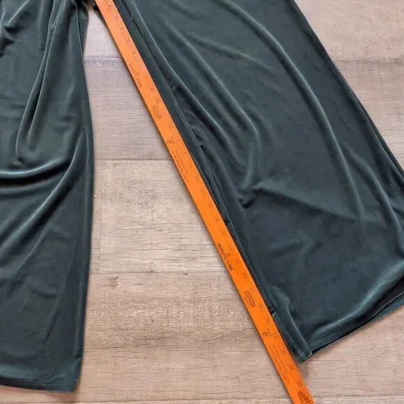 New EXPRESS Velvet One Shoulder Ruched Cutout Jumpsuit Size Small S - Picture 11 of 12